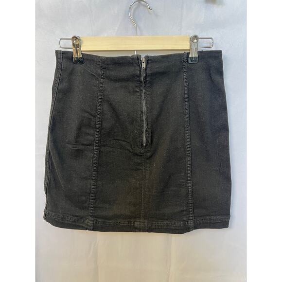 Free People Sz 6 Modern Femme Black Stretch Denim Mini Skirt - Picture 4 of 8
